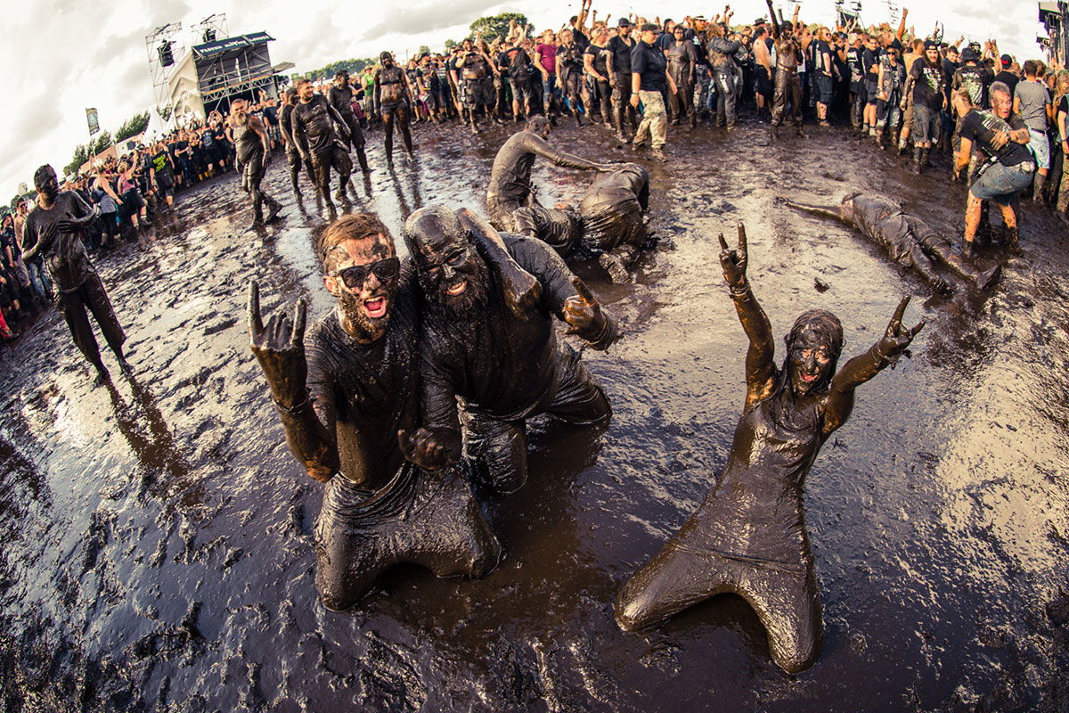 While She Sleeps - SLEEPS SOCIETY