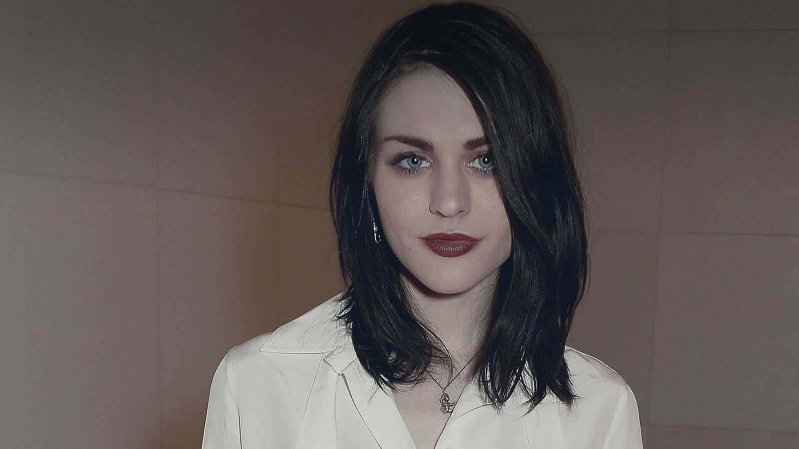 BOB_Frances bean Cobain_16-9.jpg