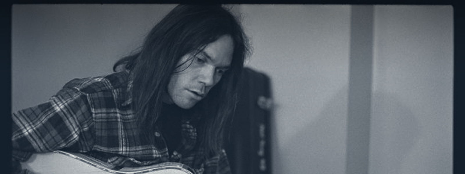 BOB_Neil Young_16-6
