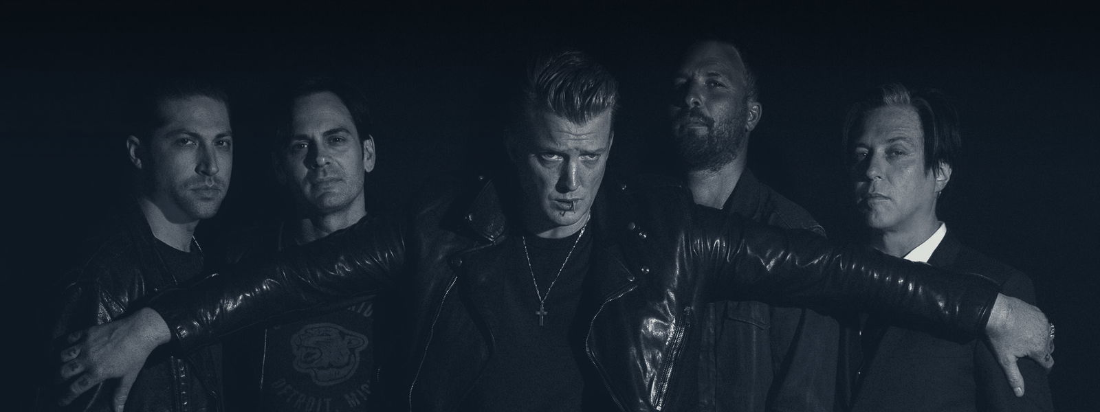 BOB_Queens of the Sotne Age_16-6