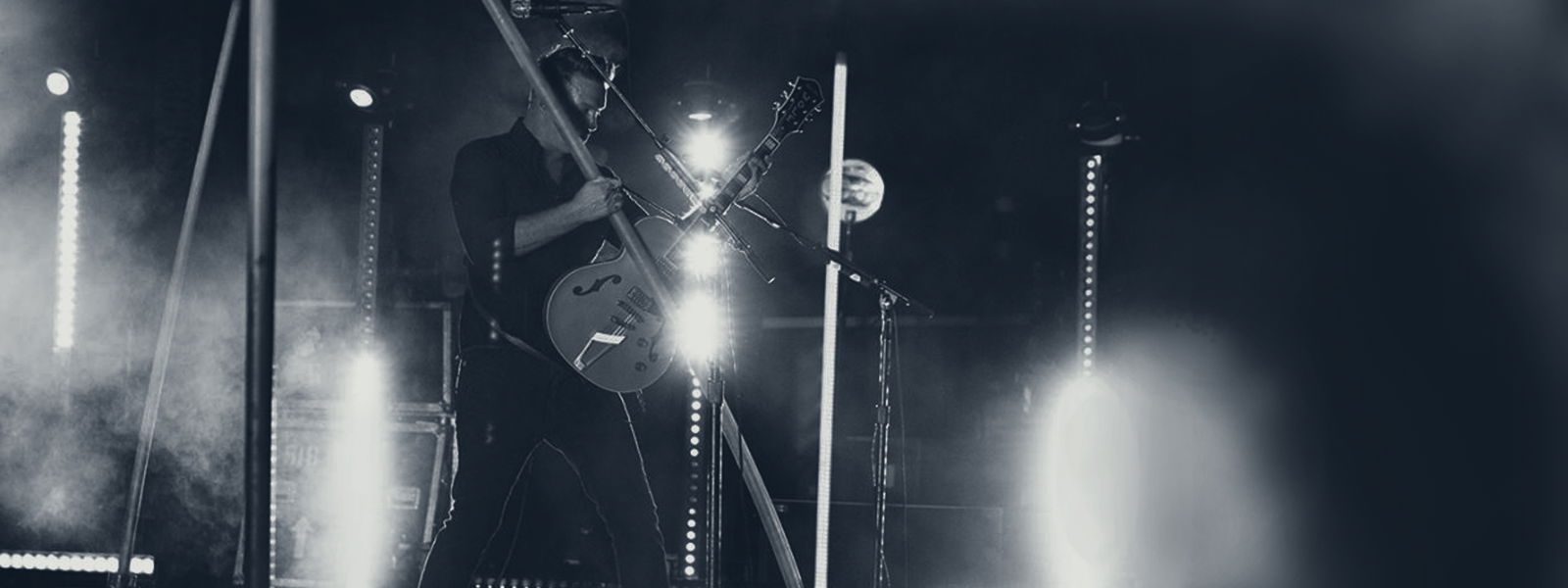 BOB_Josh Homme_16-6.jpg