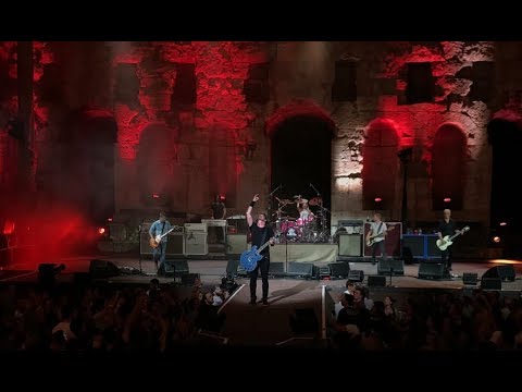 Foo Fighters - Arrows (Live debut) 10/07/2017 at Odeio Herodou Attikou, Athens, Greece