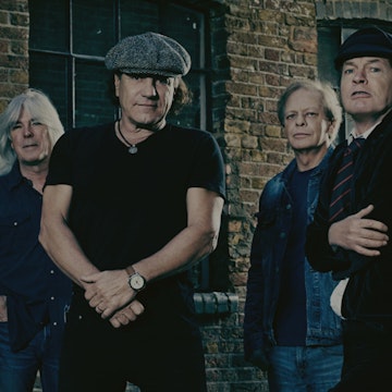 AC/DC mit Jailbreak